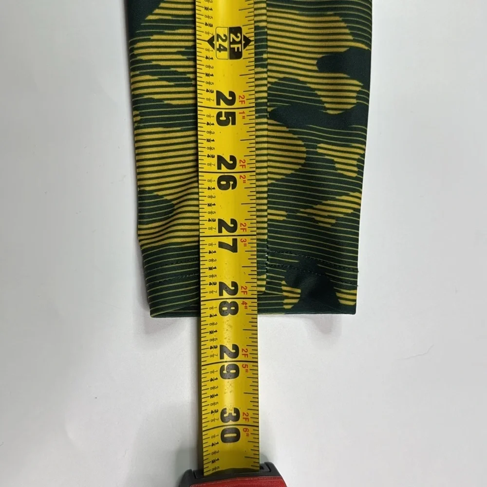NFL Green Bay Packers Green Camo Leggings Size Small